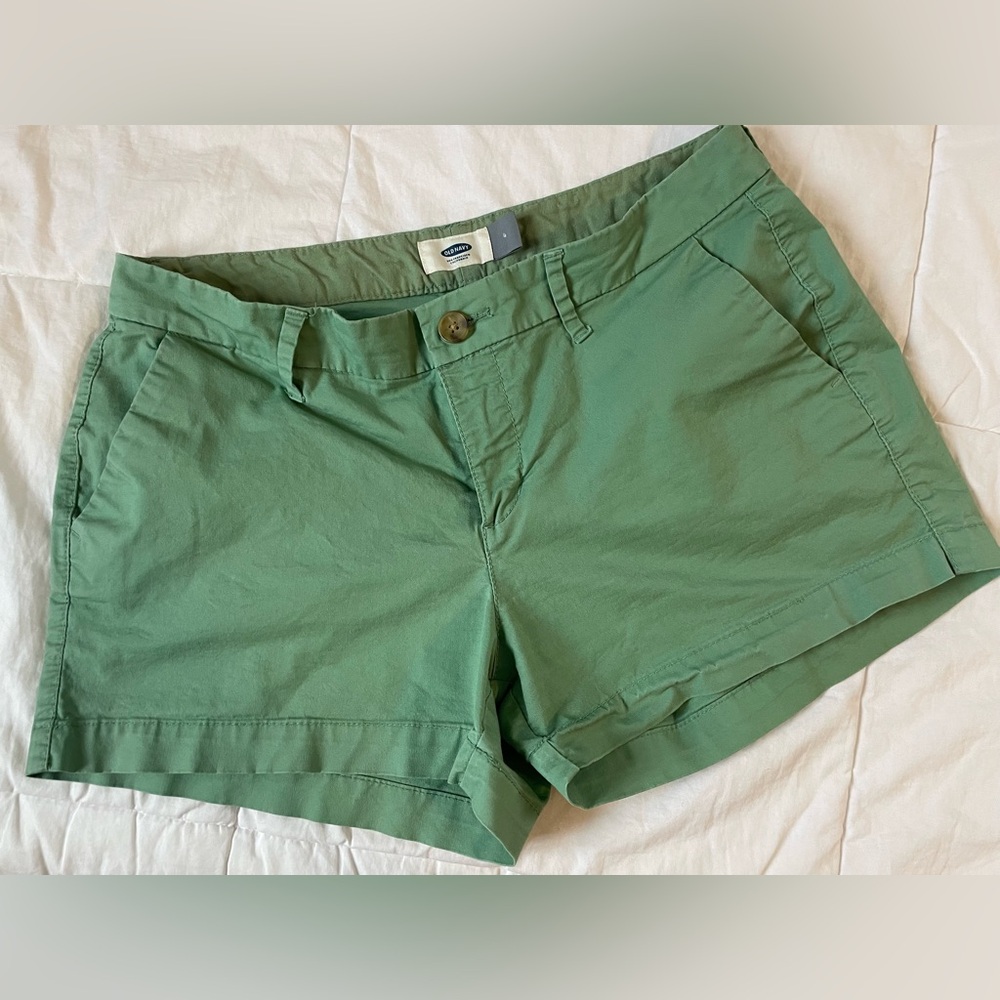 Old Navy Women's SUPER CUTE Spring Green Shorts
